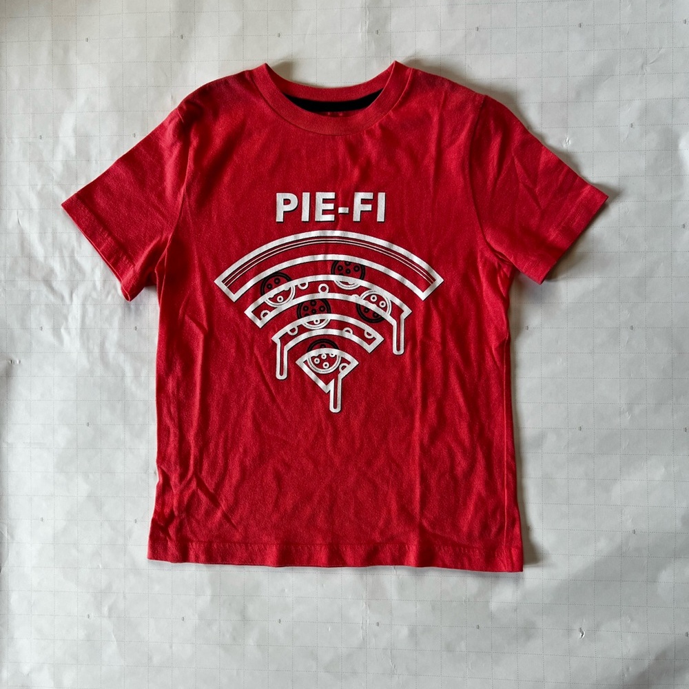 Arizona Jean Company Red Short Sleeve Tee with Graphic Design